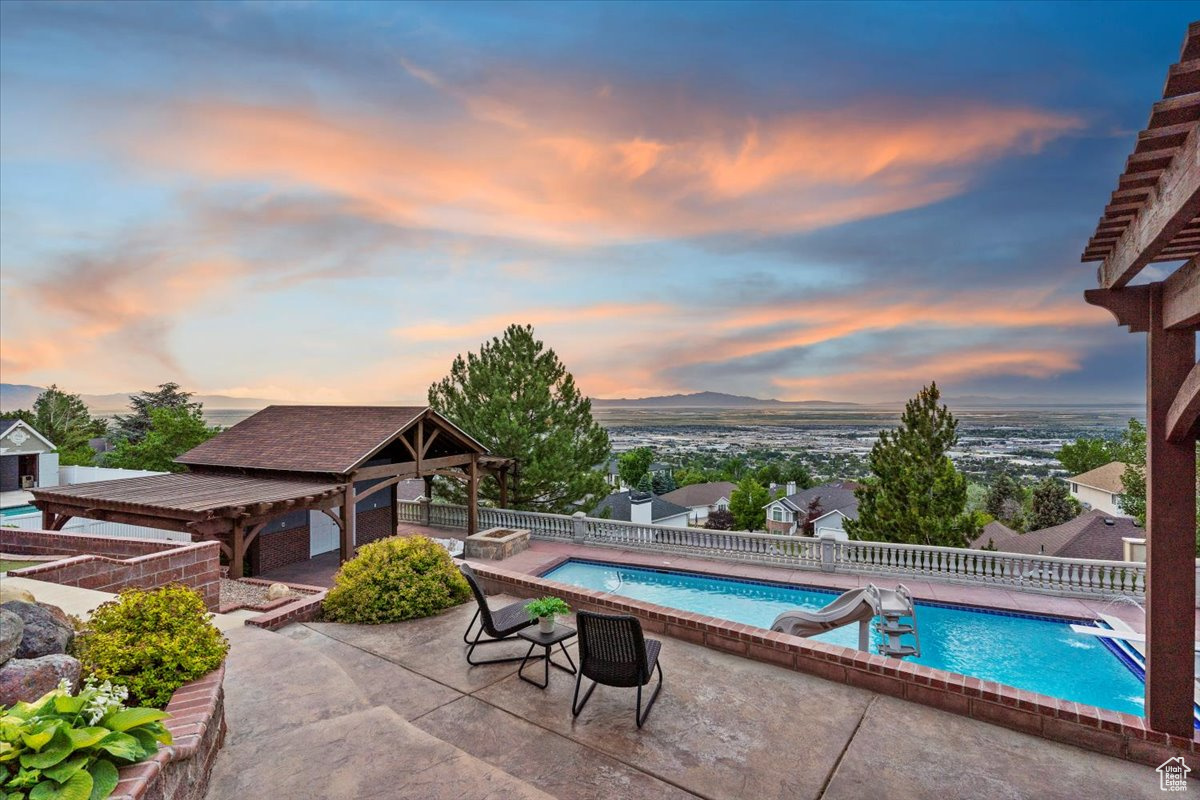 EAGLEWOOD ESTATES - Residential