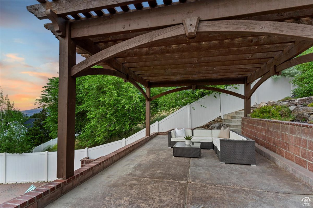 EAGLEWOOD ESTATES - Residential