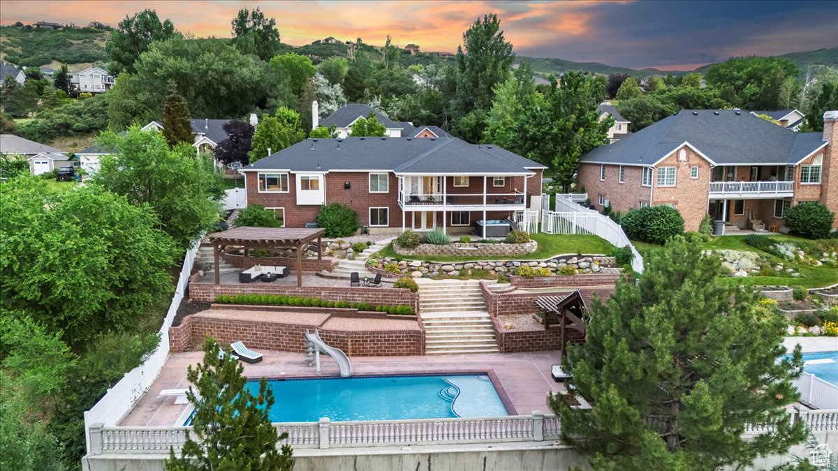 EAGLEWOOD ESTATES - Residential