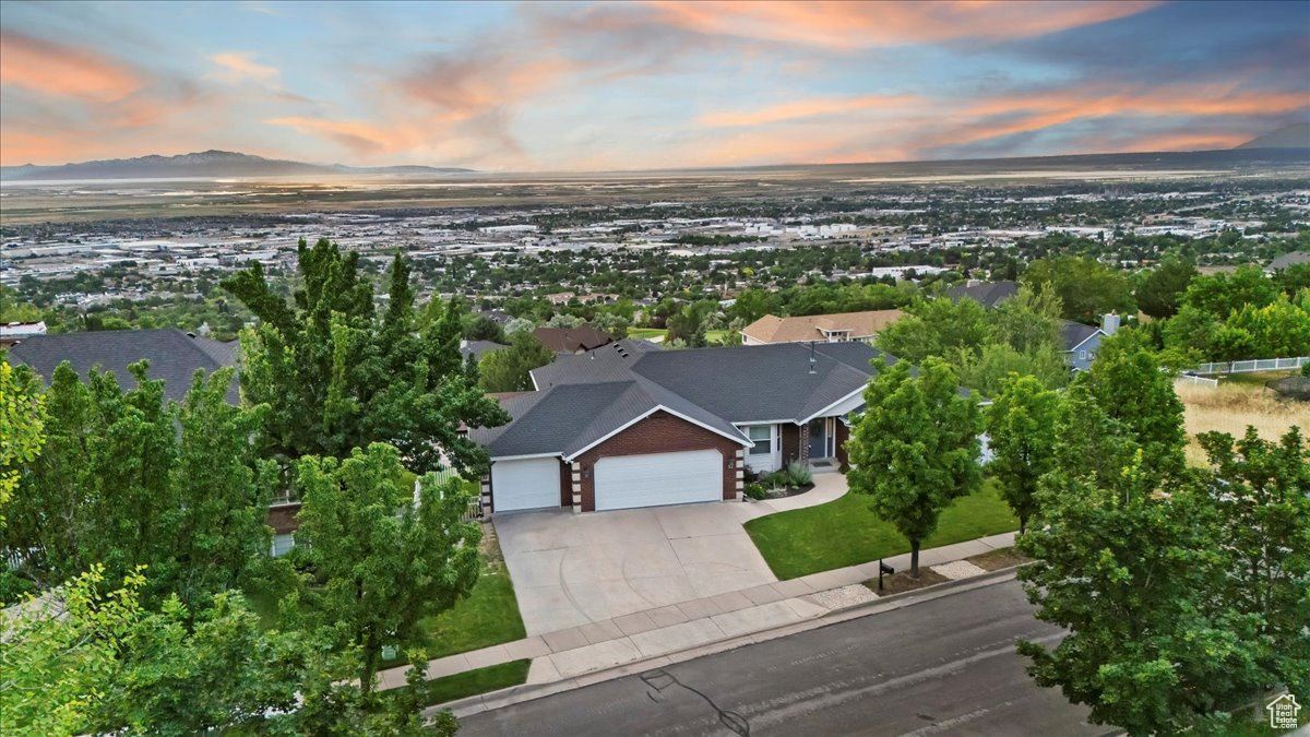 EAGLEWOOD ESTATES - Residential