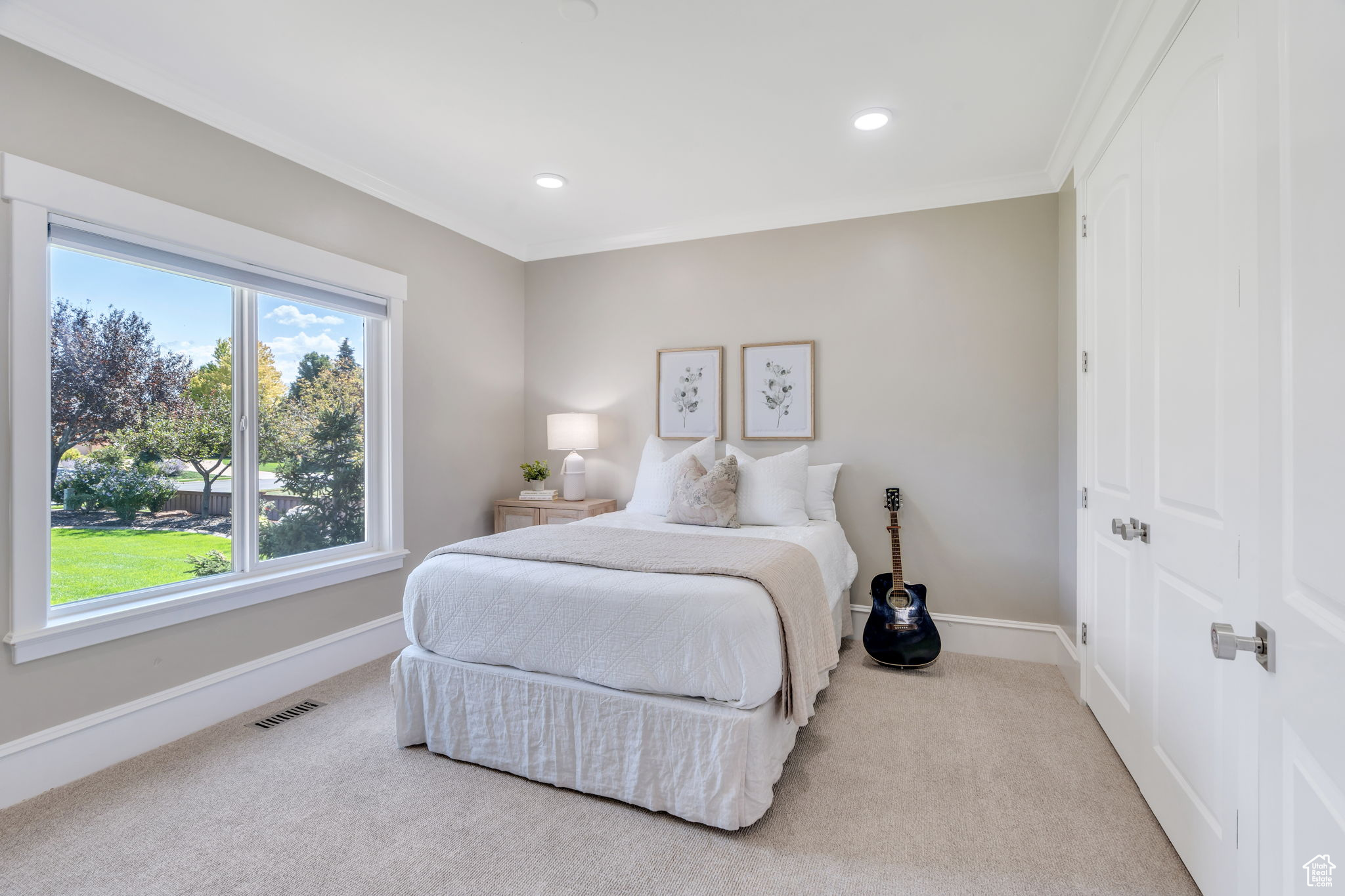 PINNACLE ESTATES - Residential