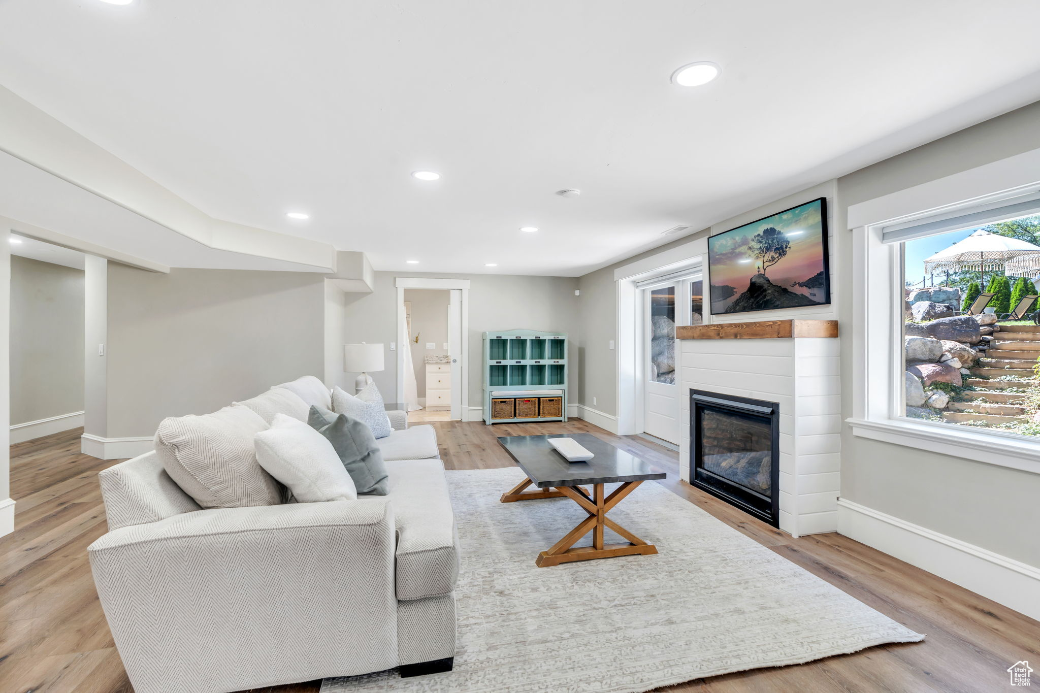 PINNACLE ESTATES - Residential