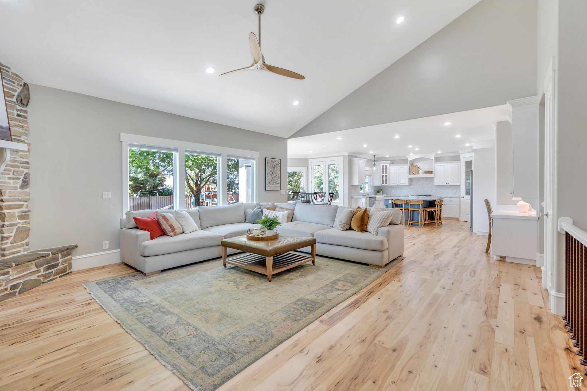 PINNACLE ESTATES - Residential