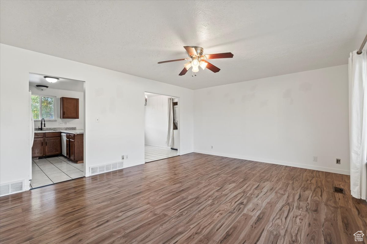 HERITAGE HEIGHTS - Residential