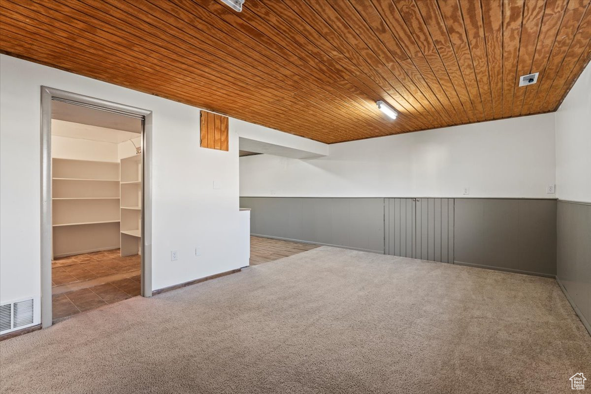 HERITAGE HEIGHTS - Residential