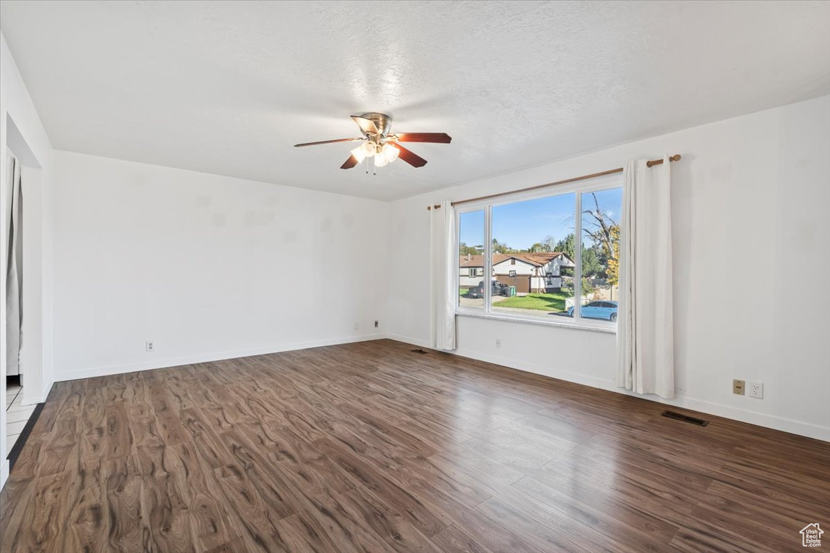 HERITAGE HEIGHTS - Residential