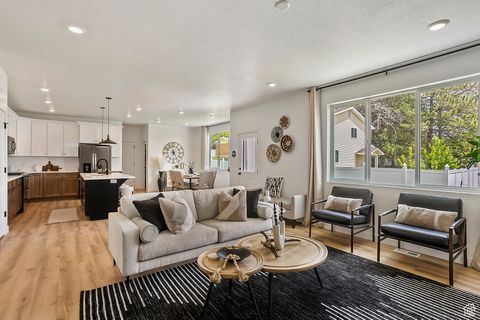 Tiny photo for 708 N PLAINSMAN DR #104, Spanish Fork, UT 84660 (MLS # 2098568)