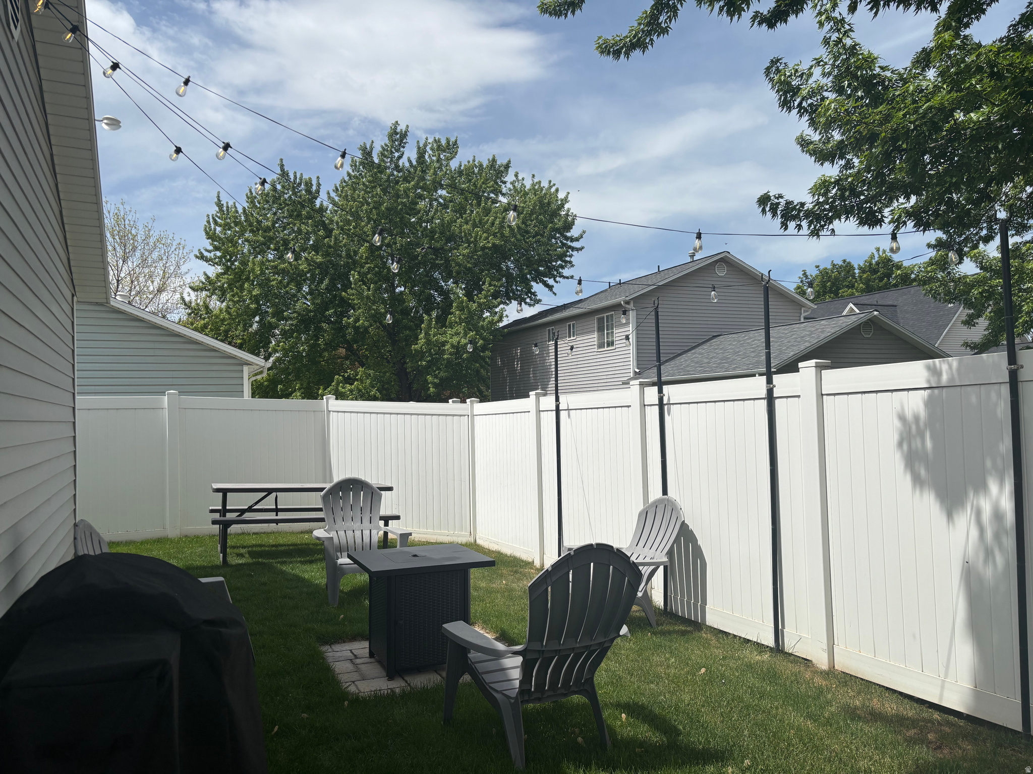 SUNSET PARK - Residential