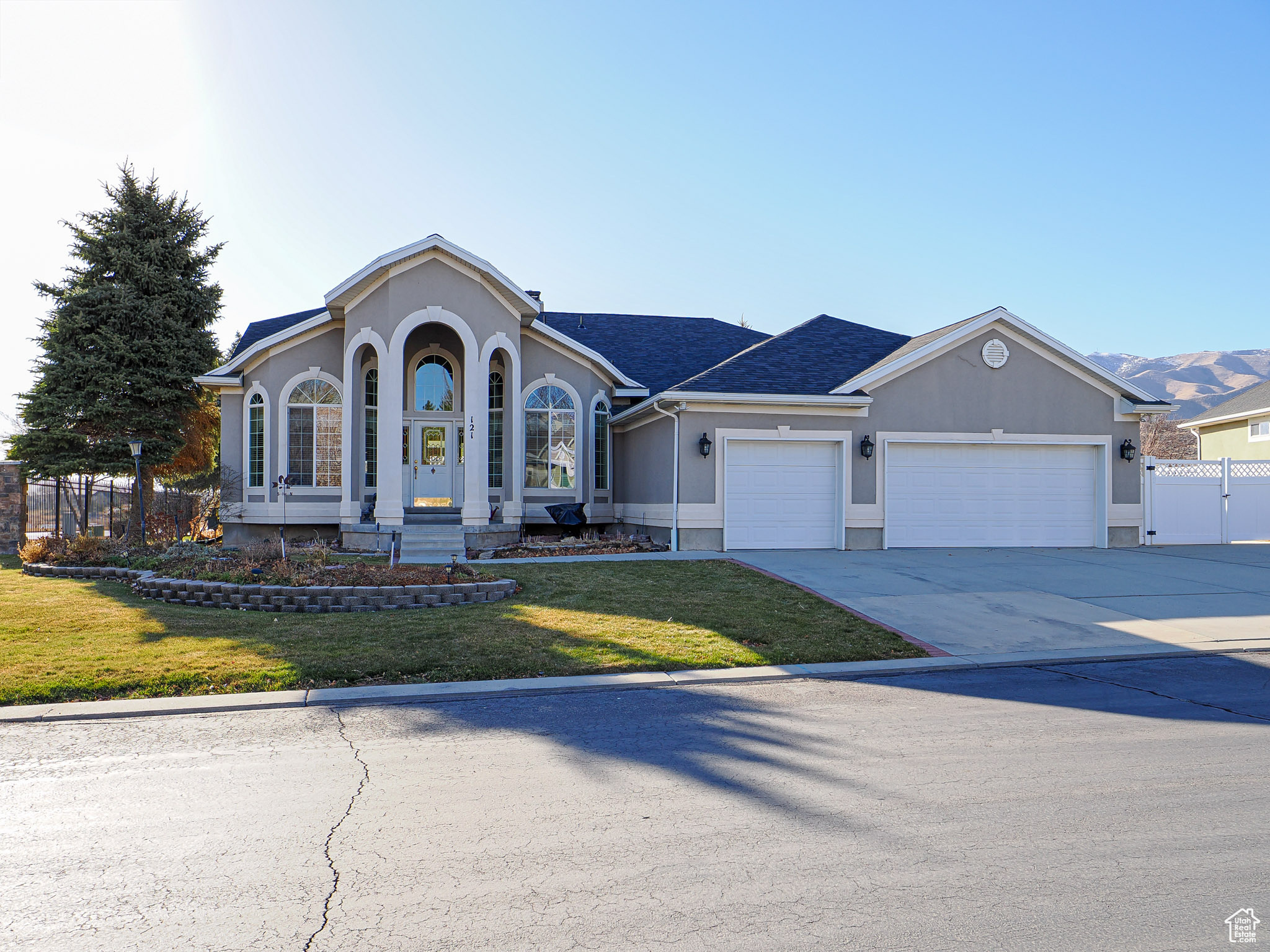 121 E Amber Rd, Saratoga Springs, Utah image 2