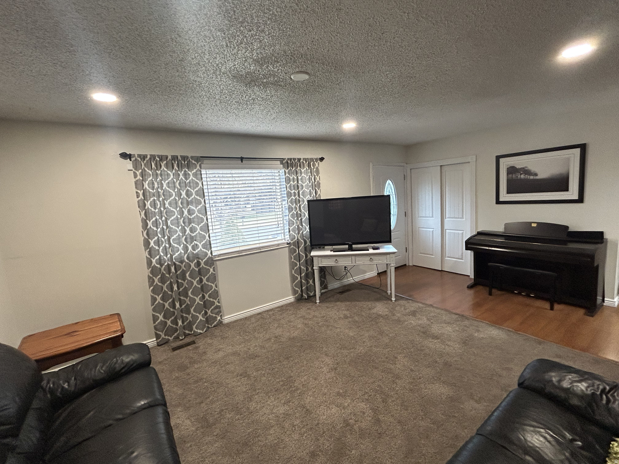 CAMELOT - Residential