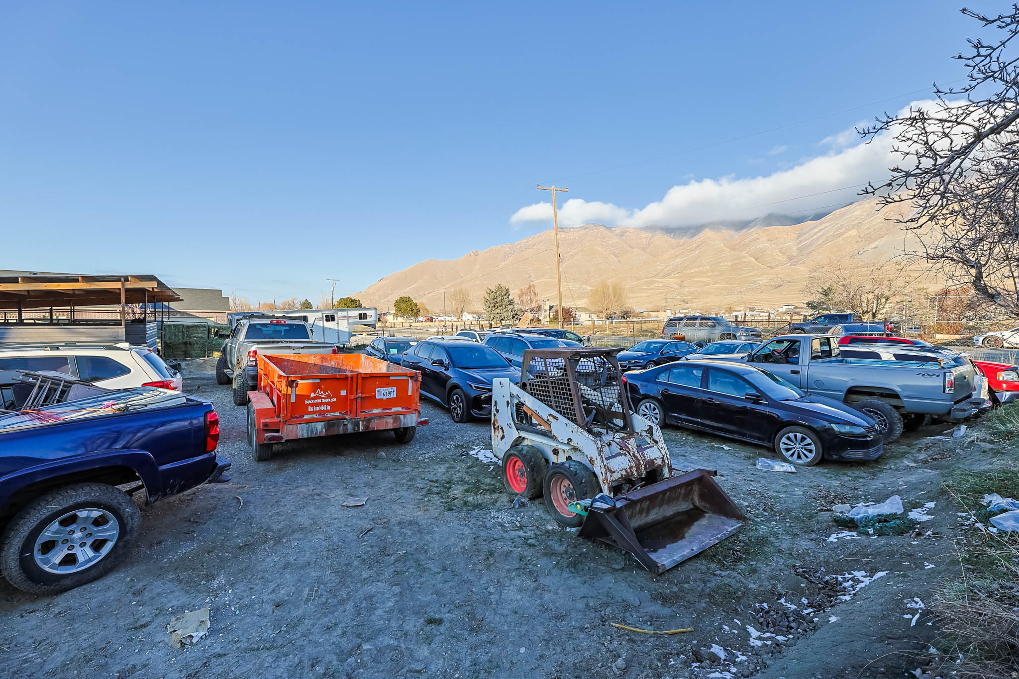 LAKE POINT - Residential