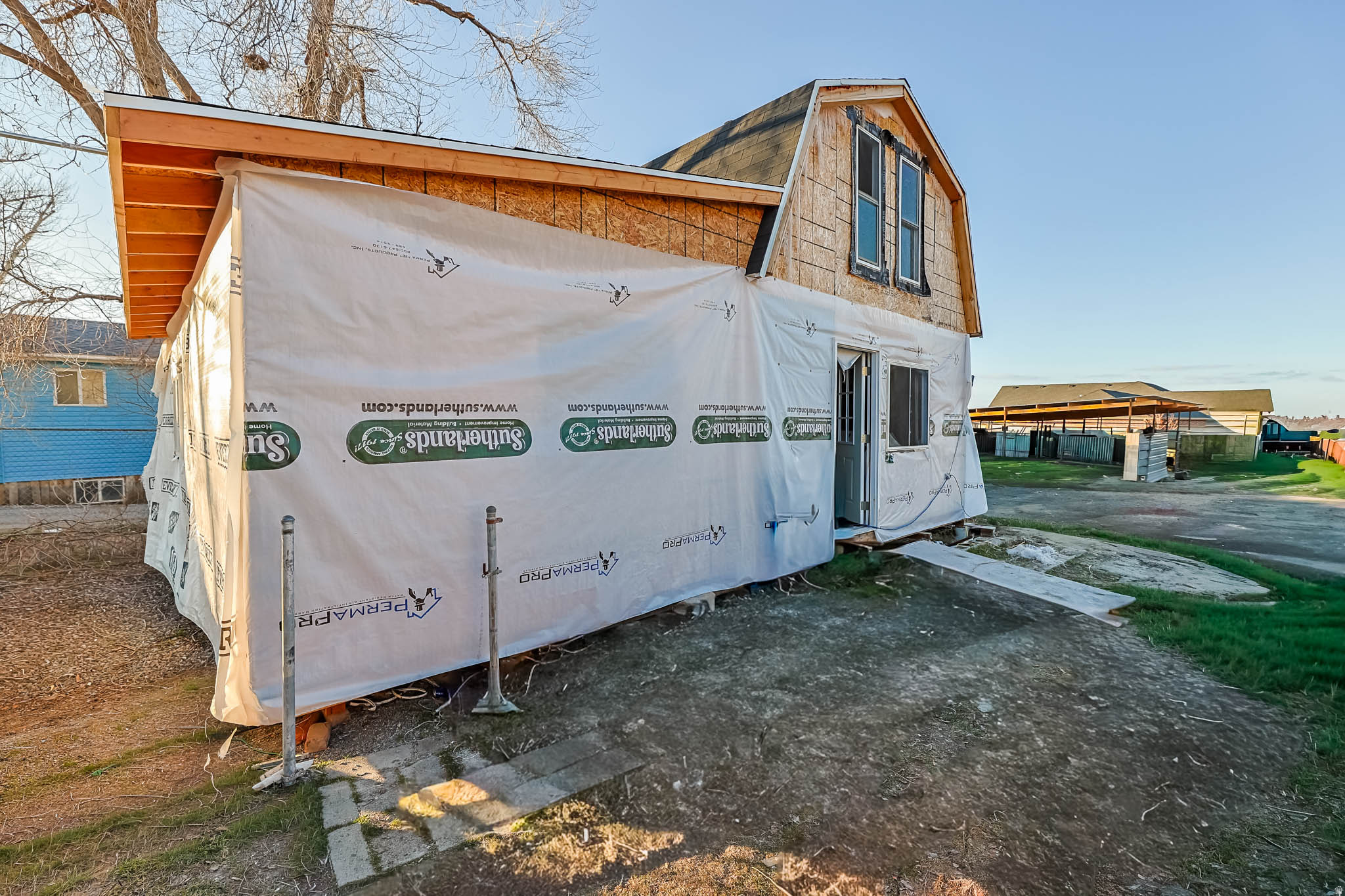 LAKE POINT - Residential