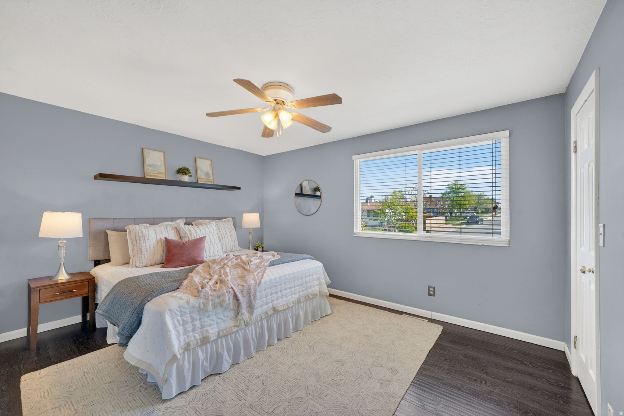 CREEKVIEW - Residential