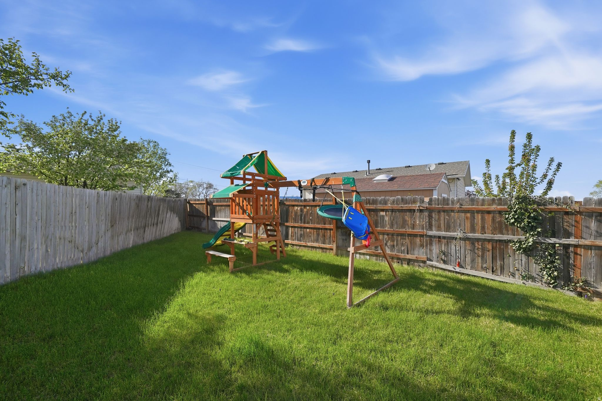 CREEKVIEW - Residential