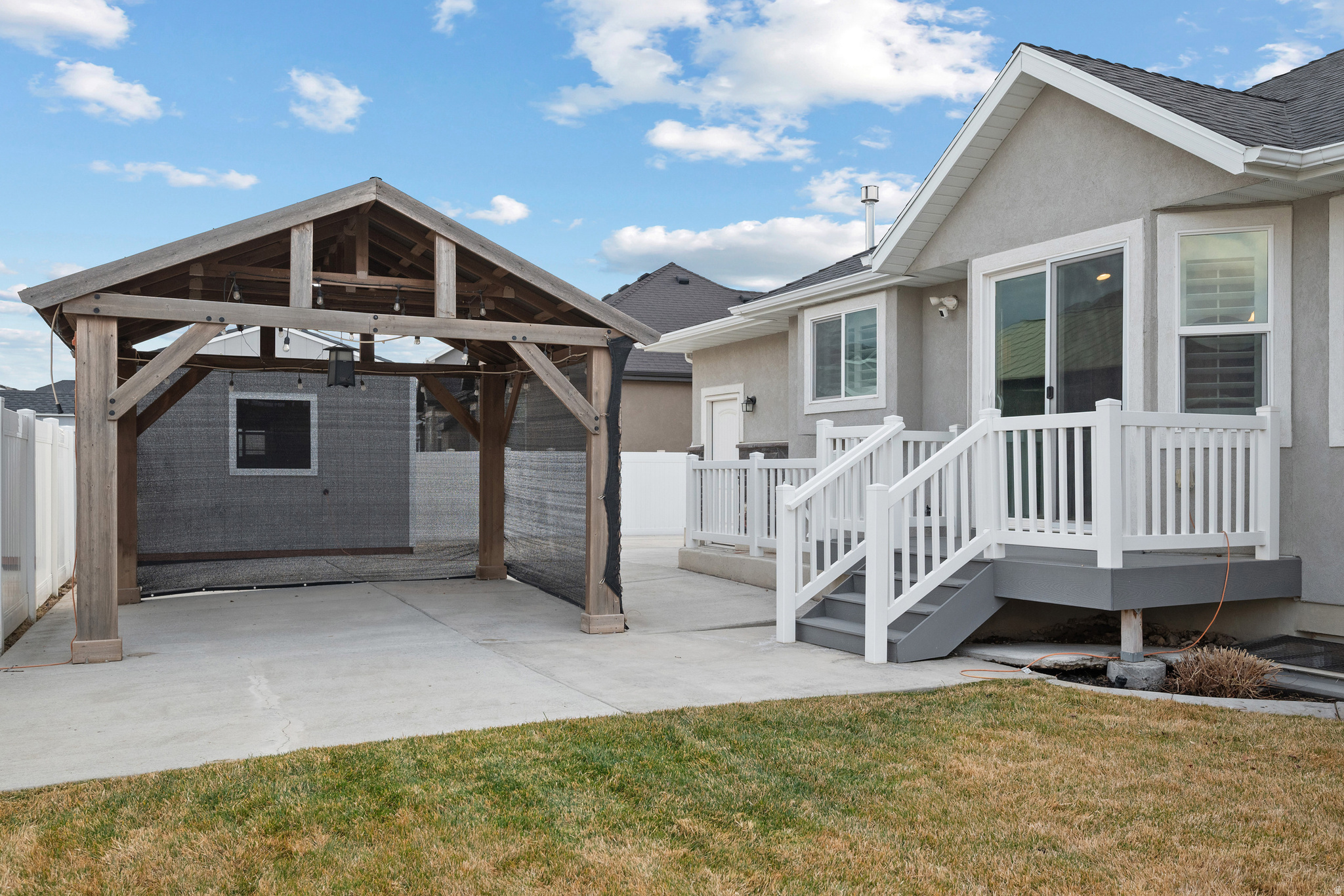 HYDE POINT - Residential