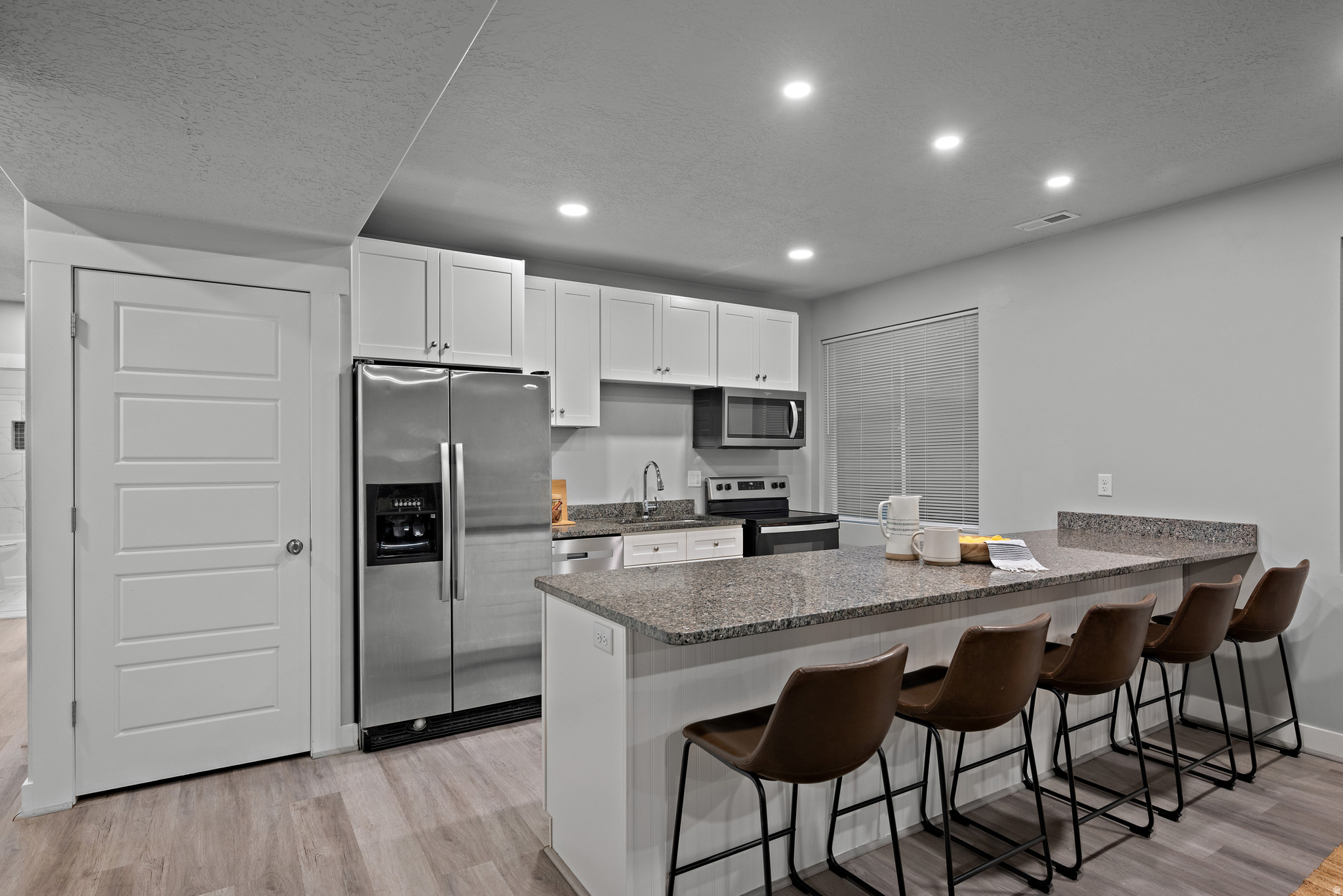 HYDE POINT - Residential