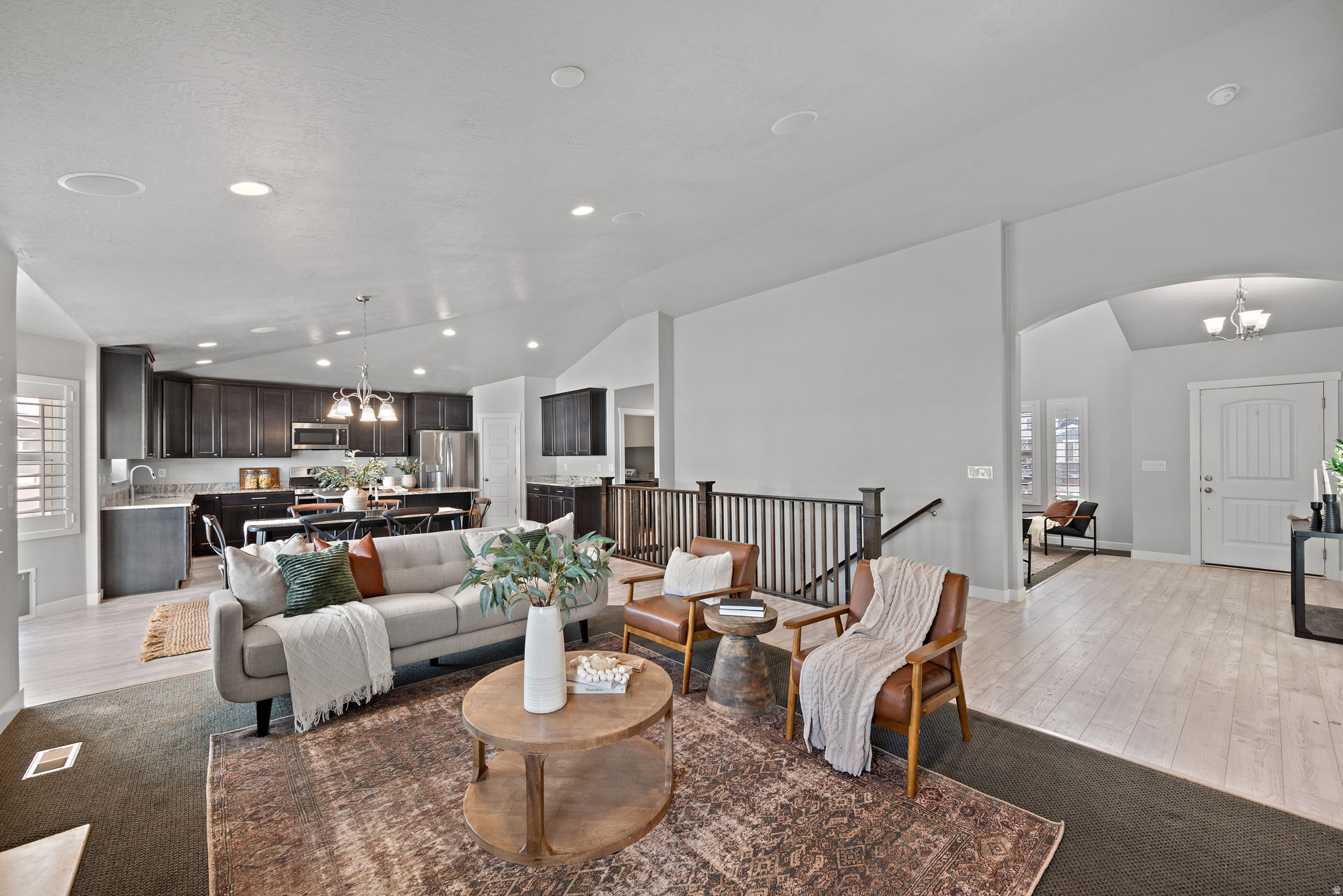 HYDE POINT - Residential