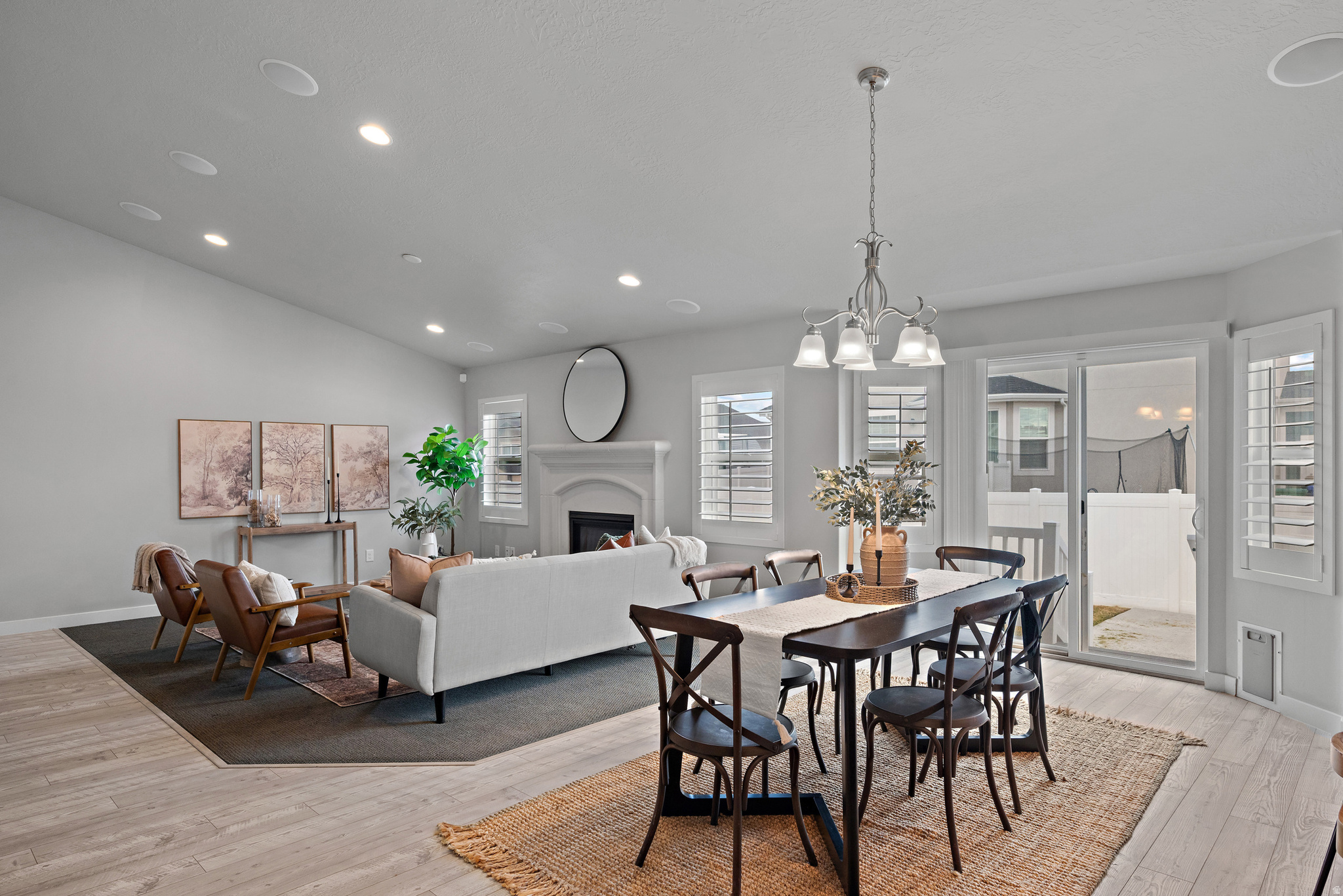 HYDE POINT - Residential