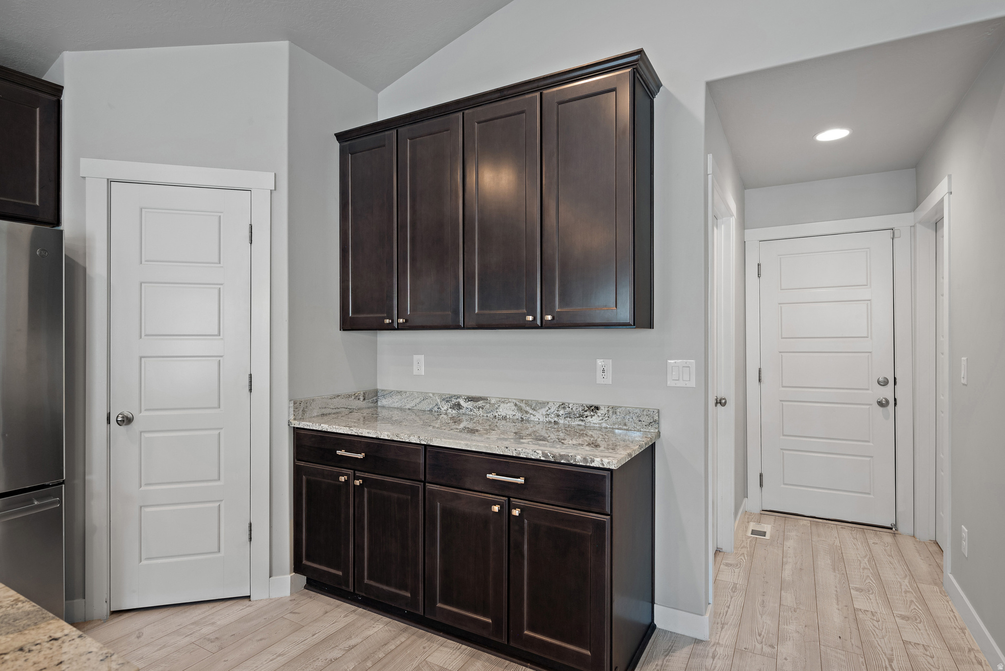 HYDE POINT - Residential