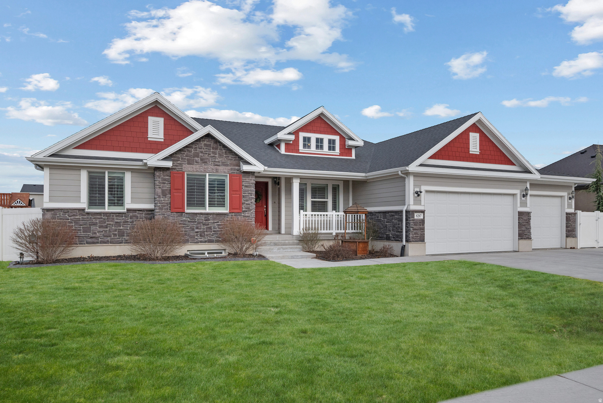 HYDE POINT - Residential