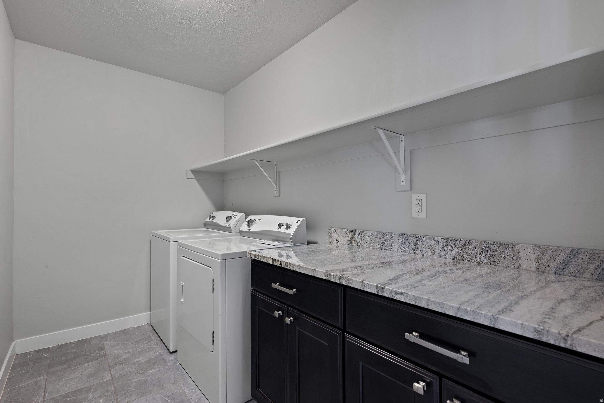 HYDE POINT - Residential