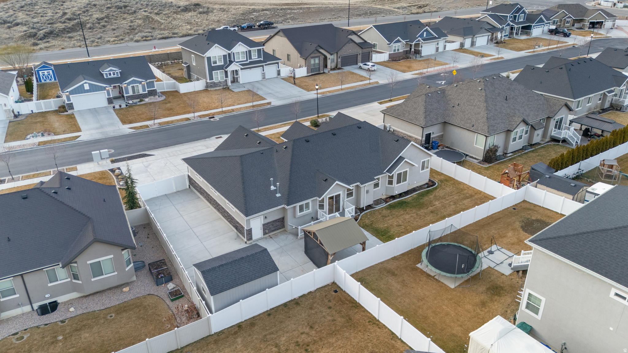 HYDE POINT - Residential