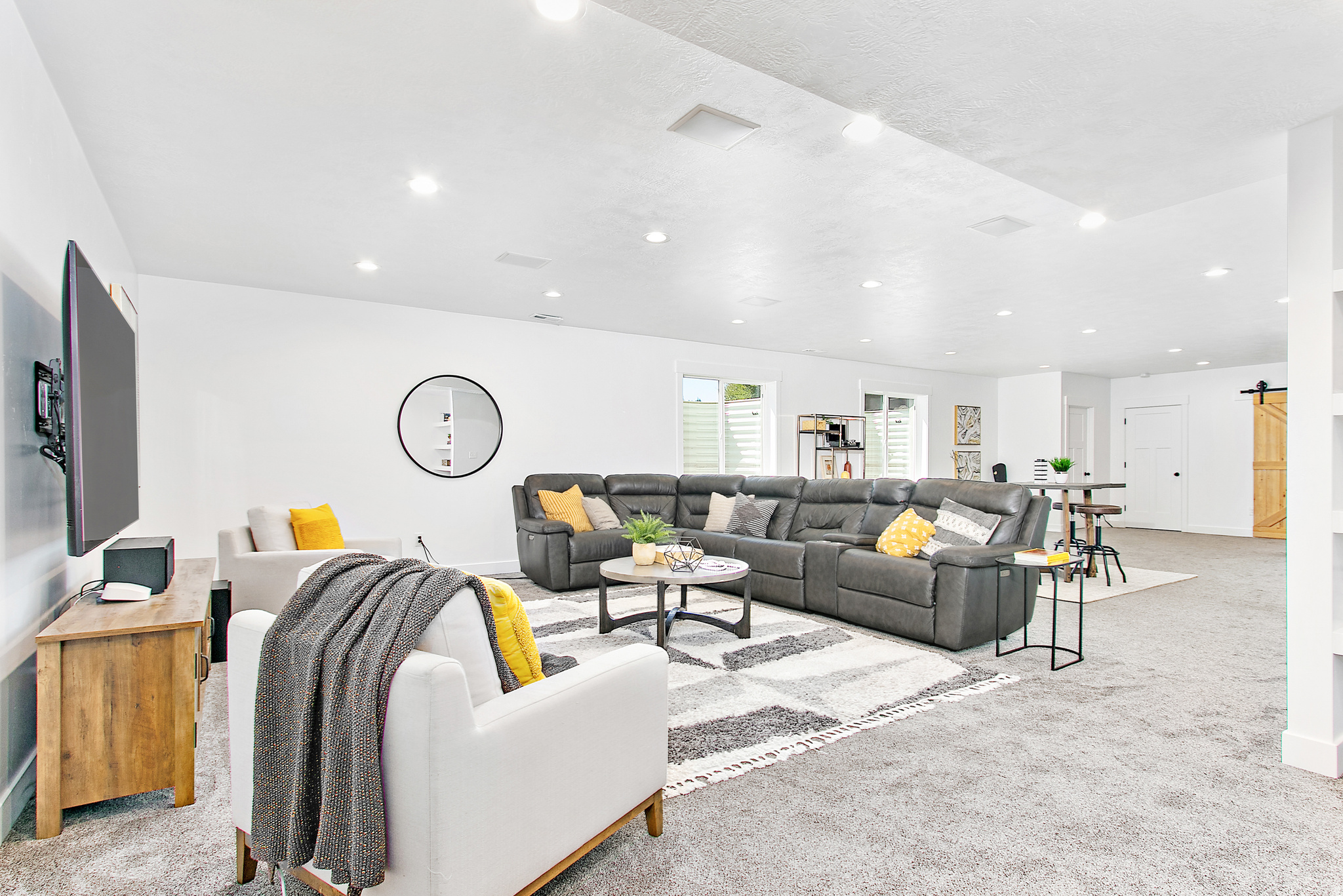 MOUNTAIN RIDGE - Residential