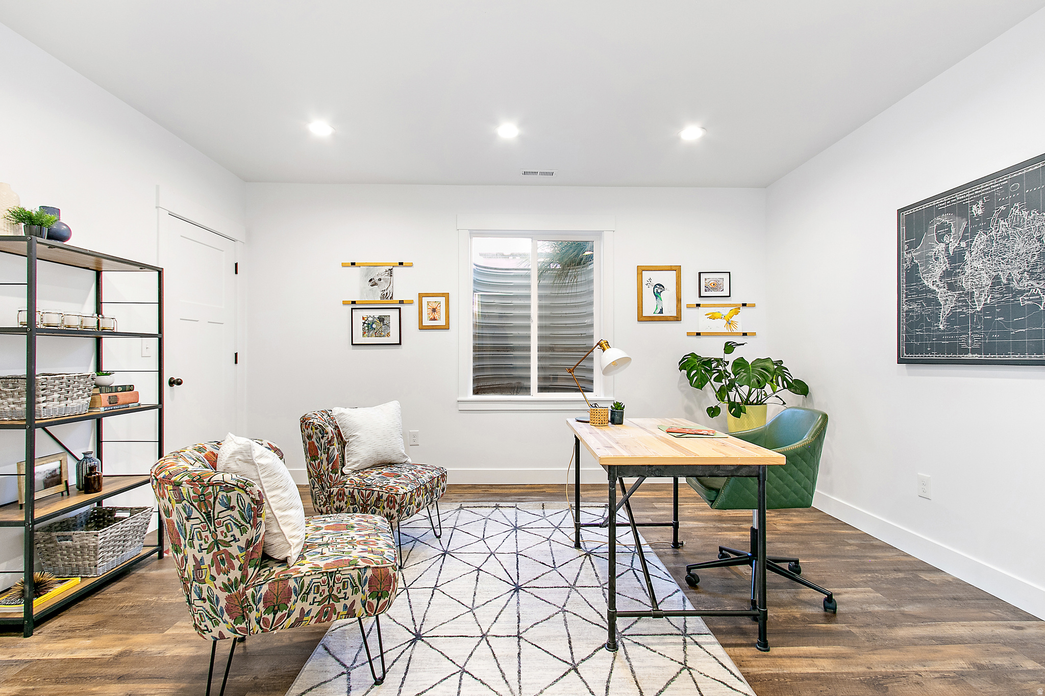 MOUNTAIN RIDGE - Residential