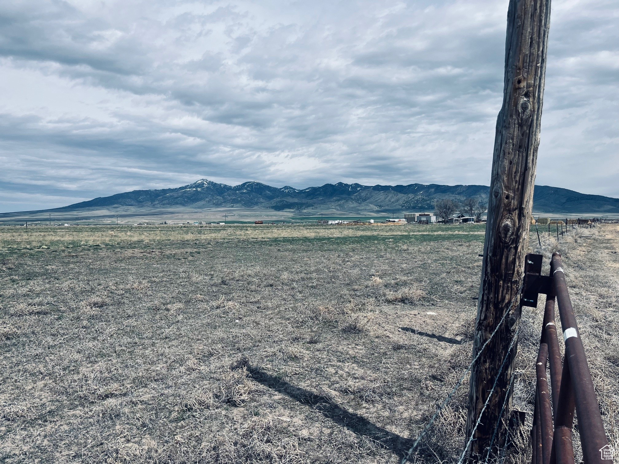 4270 W 2000, Malad City, Idaho image 32