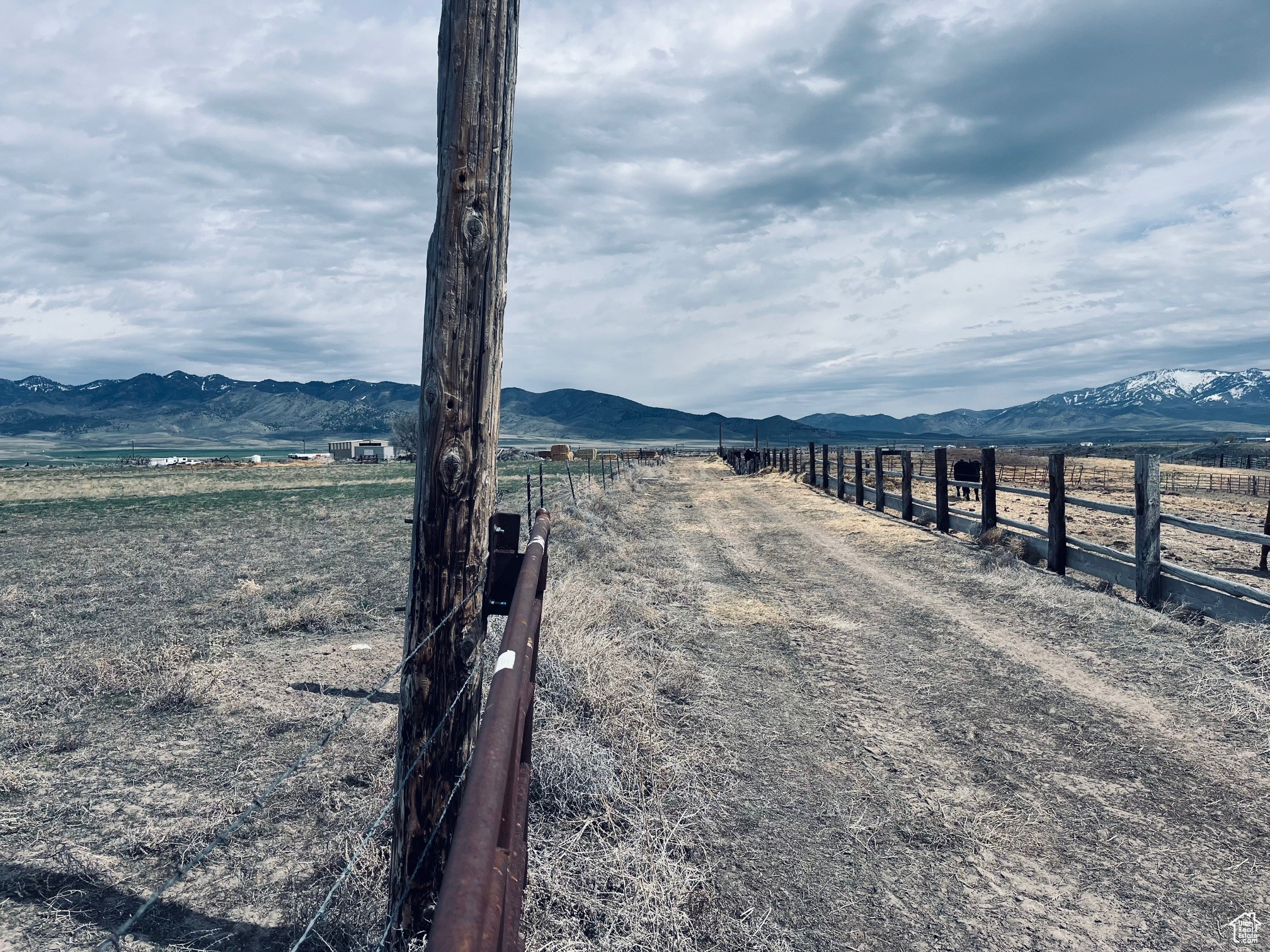 4270 W 2000, Malad City, Idaho image 33