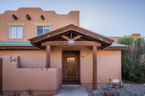 Townhouse For Sale - 382 E Pueblo Ct<br/> Grand County, Moab, UT 84532