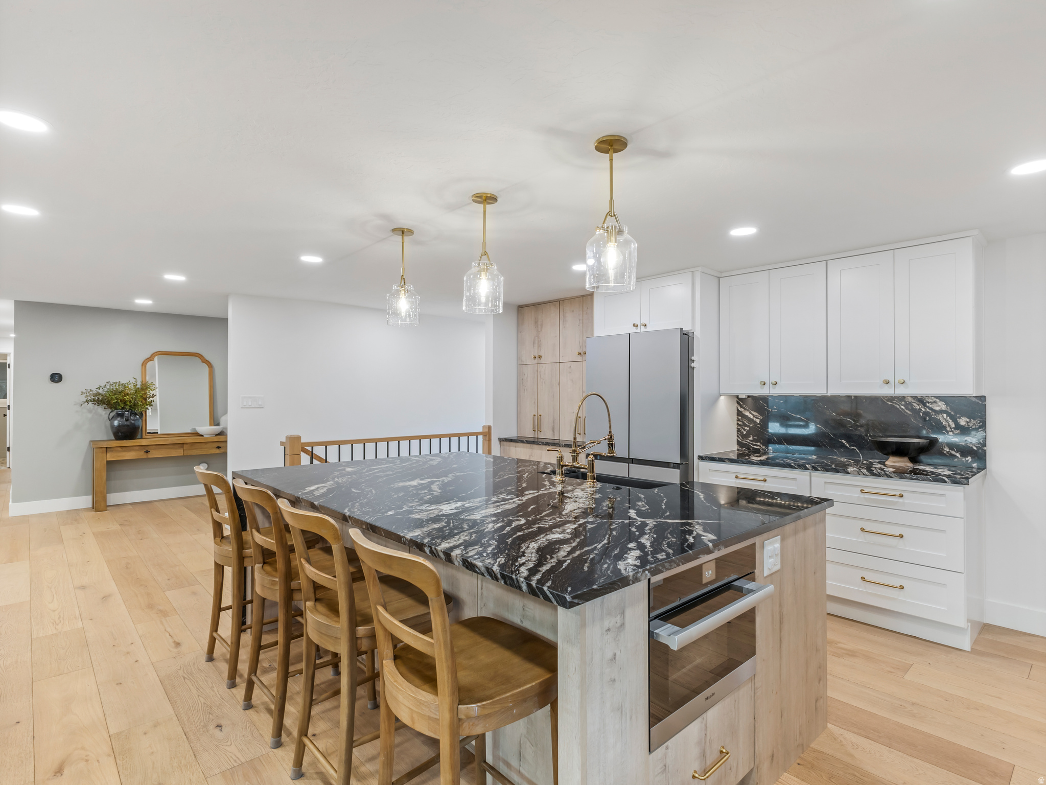 INDIAN HILLS - Residential