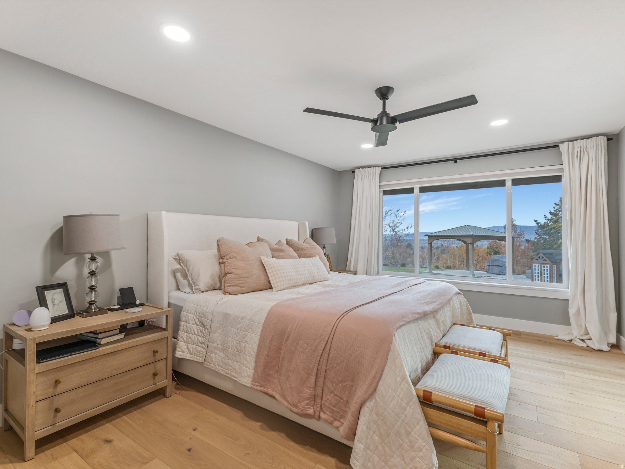 INDIAN HILLS - Residential