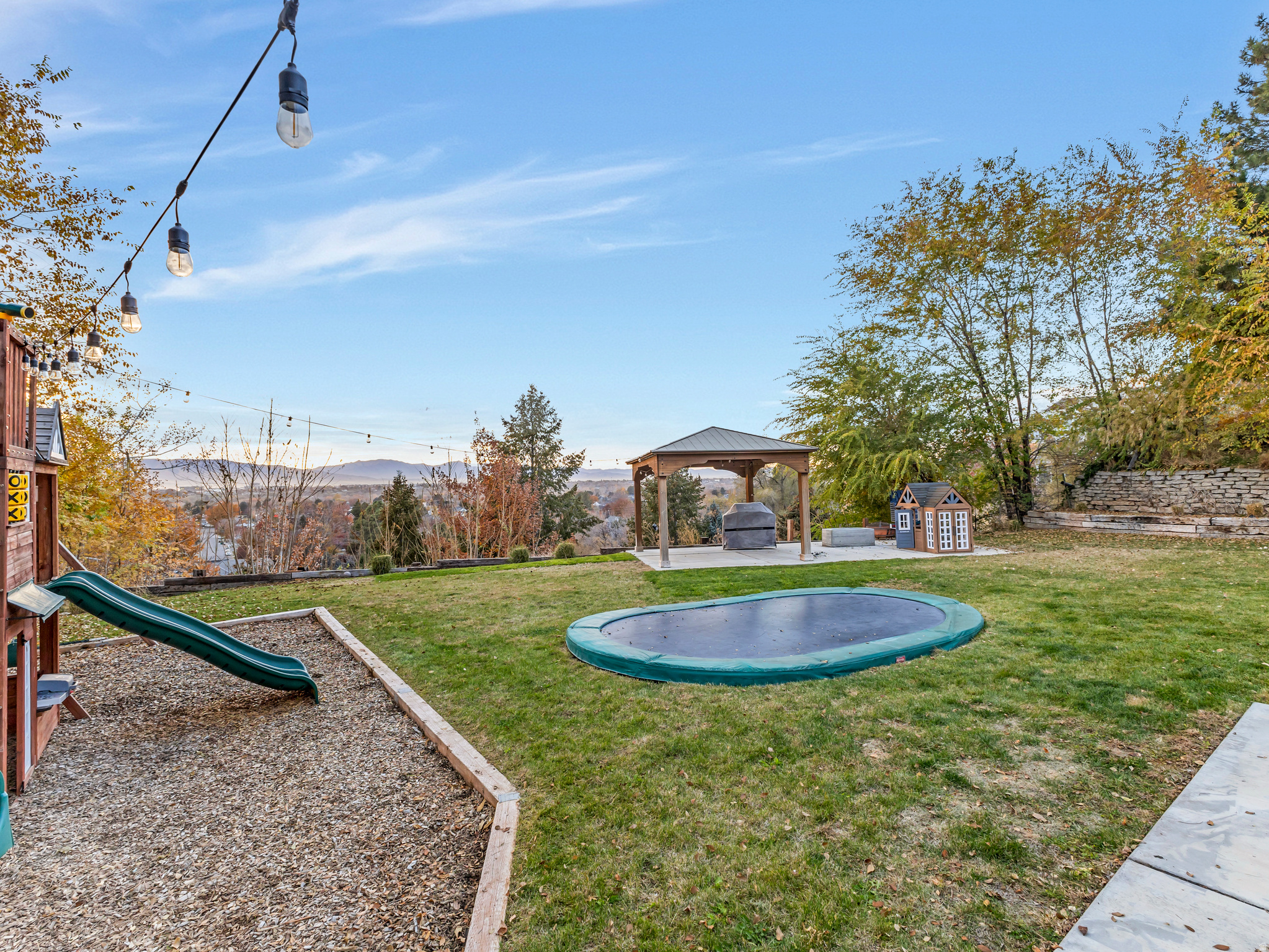 INDIAN HILLS - Residential