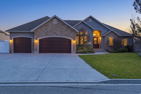 Tiny photo for 587 W CEPHUS RD S, Draper, UT 84020 (MLS # 2144883)