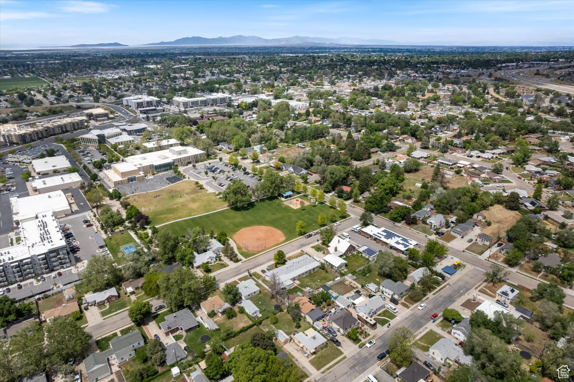 SMITH VILLAGE - Residential