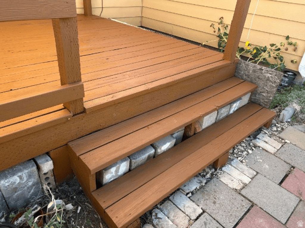 Photo of 80 S 400 E, Clearfield, UT 84015 (MLS # 2111605)