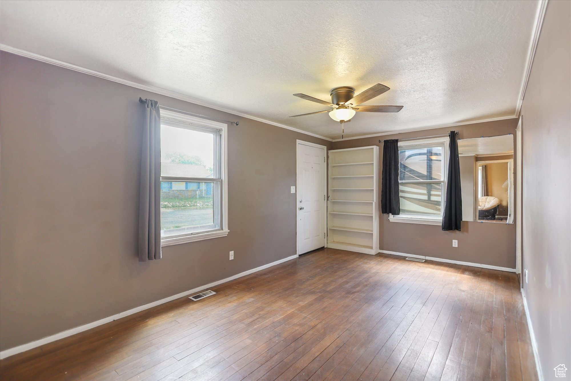 SMITH VILLAGE - Residential