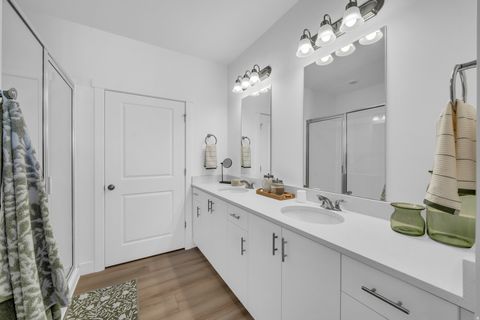 Tiny photo for 5599 CARNELIAN PKWY S #205, Saint George, UT 84790 (MLS # 2135637)