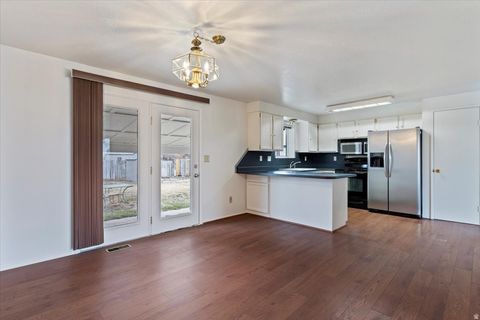Tiny photo for 245 W 5350 S, Washington Terrace, UT 84405 (MLS # 2136841)