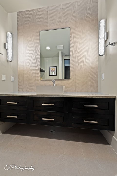 Tiny photo for 2001 W GRAYHAWK CIR W, Saint George, UT 84770 (MLS # 2169446)