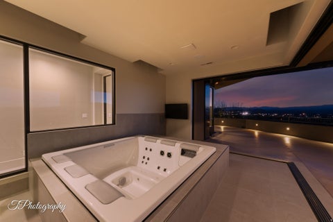 Tiny photo for 2001 W GRAYHAWK CIR W, Saint George, UT 84770 (MLS # 2169446)