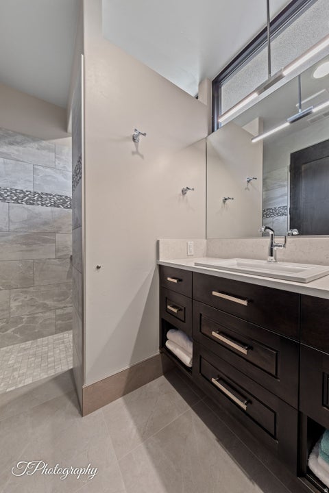Tiny photo for 2001 W GRAYHAWK CIR W, Saint George, UT 84770 (MLS # 2169446)