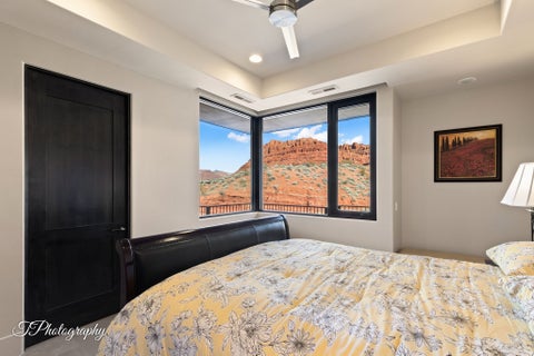 Tiny photo for 2001 W GRAYHAWK CIR W, Saint George, UT 84770 (MLS # 2169446)