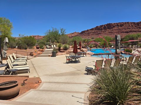 Tiny photo for 2001 W GRAYHAWK CIR W, Saint George, UT 84770 (MLS # 2169446)