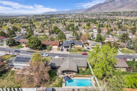 Tiny photo for 2774 E WILLOW WICK DR S, Sandy, UT 84093 (MLS # 2147589)