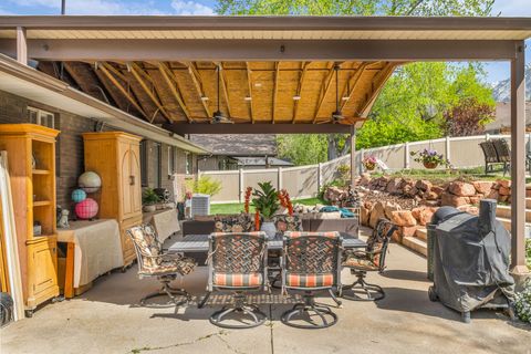 Tiny photo for 2774 E WILLOW WICK DR S, Sandy, UT 84093 (MLS # 2147589)