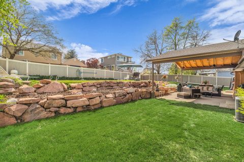 Tiny photo for 2774 E WILLOW WICK DR S, Sandy, UT 84093 (MLS # 2147589)