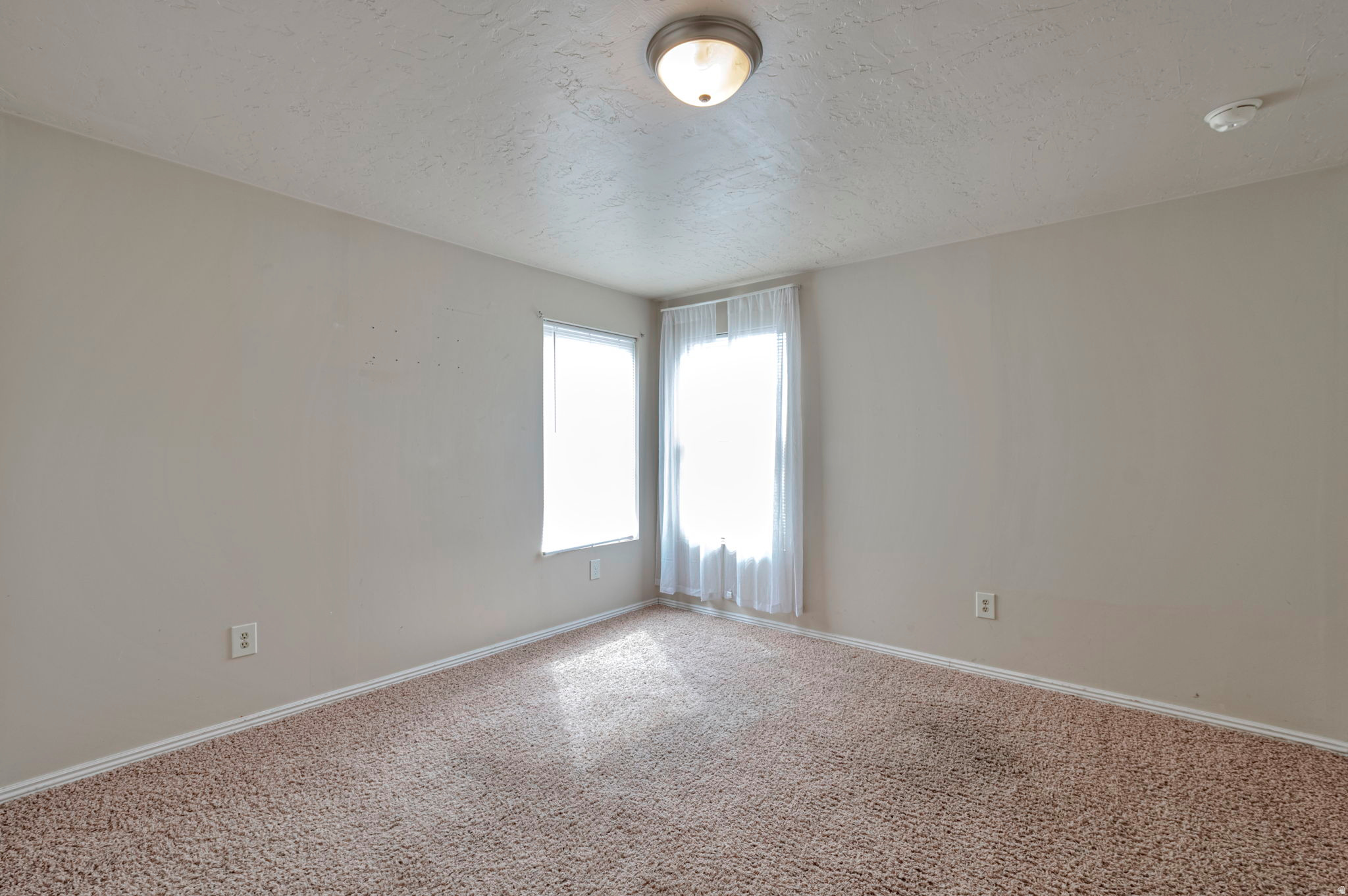 VALLEY HI - Residential