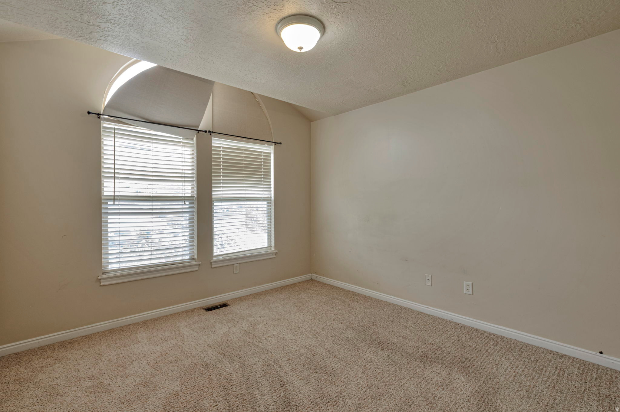 VALLEY HI - Residential